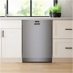 Bosch 24" 300 Series 46dB Built-In Dishwasher with Third Rack (SHE53B75UC) - Image 7