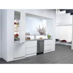 Blomberg 21.875-inch 8.4 cu. ft. Bottom Mount Refrigerator in Panel Ready BRFB1051FFBI2 - Image 3